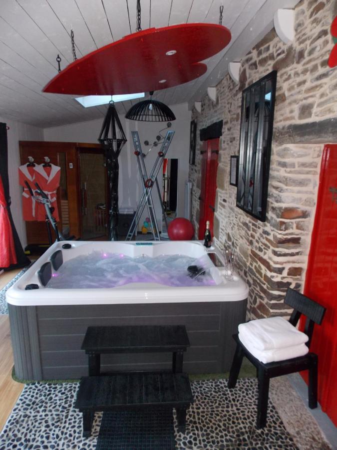 Love Room Donjon Dol In Love Bdsm Dol-de-Bretagne Bagian luar foto